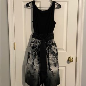 Cocktail Dress with POCKETS!
